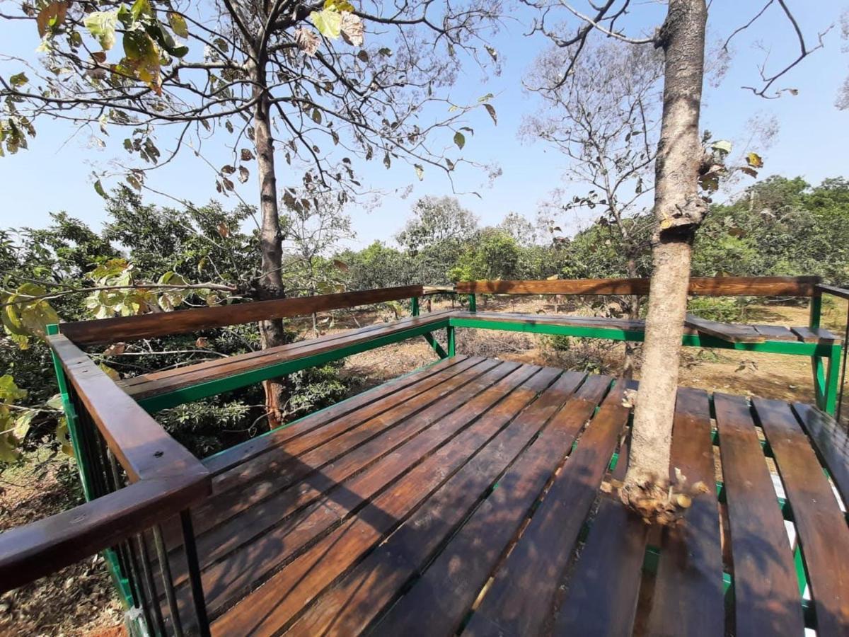 Hornbill Farm Resort Haïdarabad Extérieur photo